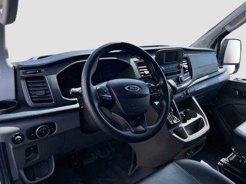 Used 2023 Ford Transit 250 Medium Roof AWD image 9