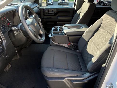 Certified 2025 Chevrolet Silverado 2500 Custom w/ Z71 Off-Road Package image 15