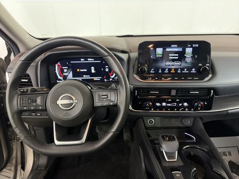 Certified 2023 Nissan Rogue Platinum w/ Platinum Premium Package AWD/4WD image 3