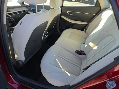 Used 2024 Hyundai Sonata SEL image 18