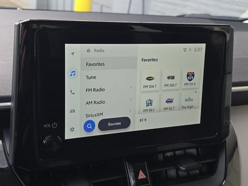 Used 2025 Toyota Corolla LE FWD image 14