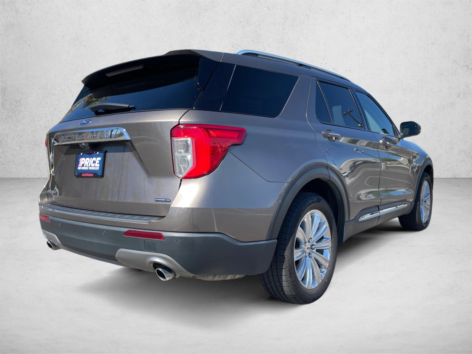 Used 2021 Ford Explorer Limited AWD/4WD image 5