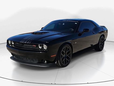 Used 2018 Dodge Challenger R/T Scat Pack image 10