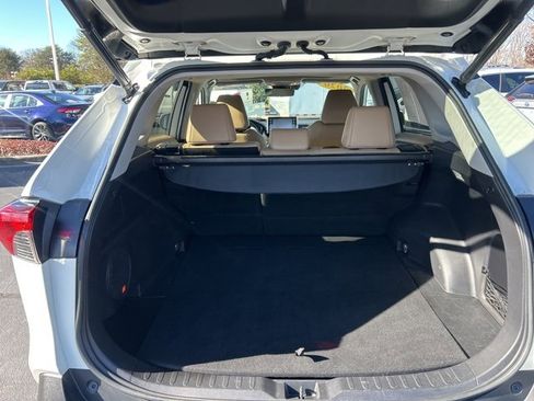 Used 2020 Toyota RAV4 Limited image 8