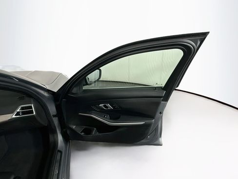 Used 2025 BMW 330i Sedan RWD image 33