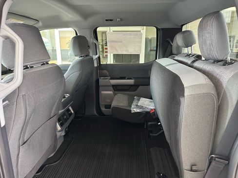 New 2026 Ford F250 XLT w/ XLT Premium Package AWD/4WD image 29