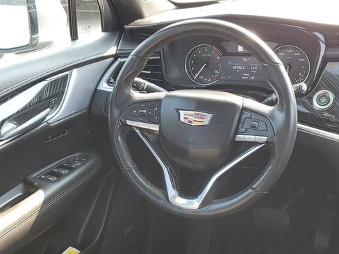 Used 2024 Cadillac XT6 Premium Luxury w/ LPO, Floor Liner Package AWD/4WD image 34
