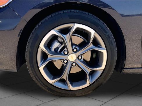 Used 2023 Chevrolet Malibu LT FWD image 11