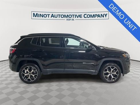New 2026 Jeep Compass Limited AWD/4WD image 9