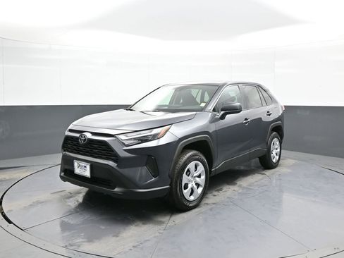 Certified 2025 Toyota RAV4 LE image 1