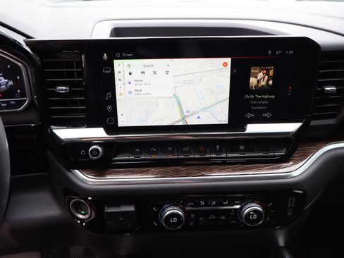 Used 2022 GMC Sierra 1500 Elevation w/ Elevation Premium Package image 27