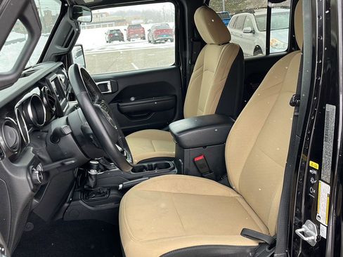 Used 2020 Jeep Wrangler Unlimited Sport image 23
