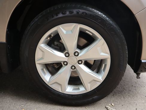 Used 2015 Subaru Forester 2.5i Premium w/ All-Weather Package AWD/4WD image 45