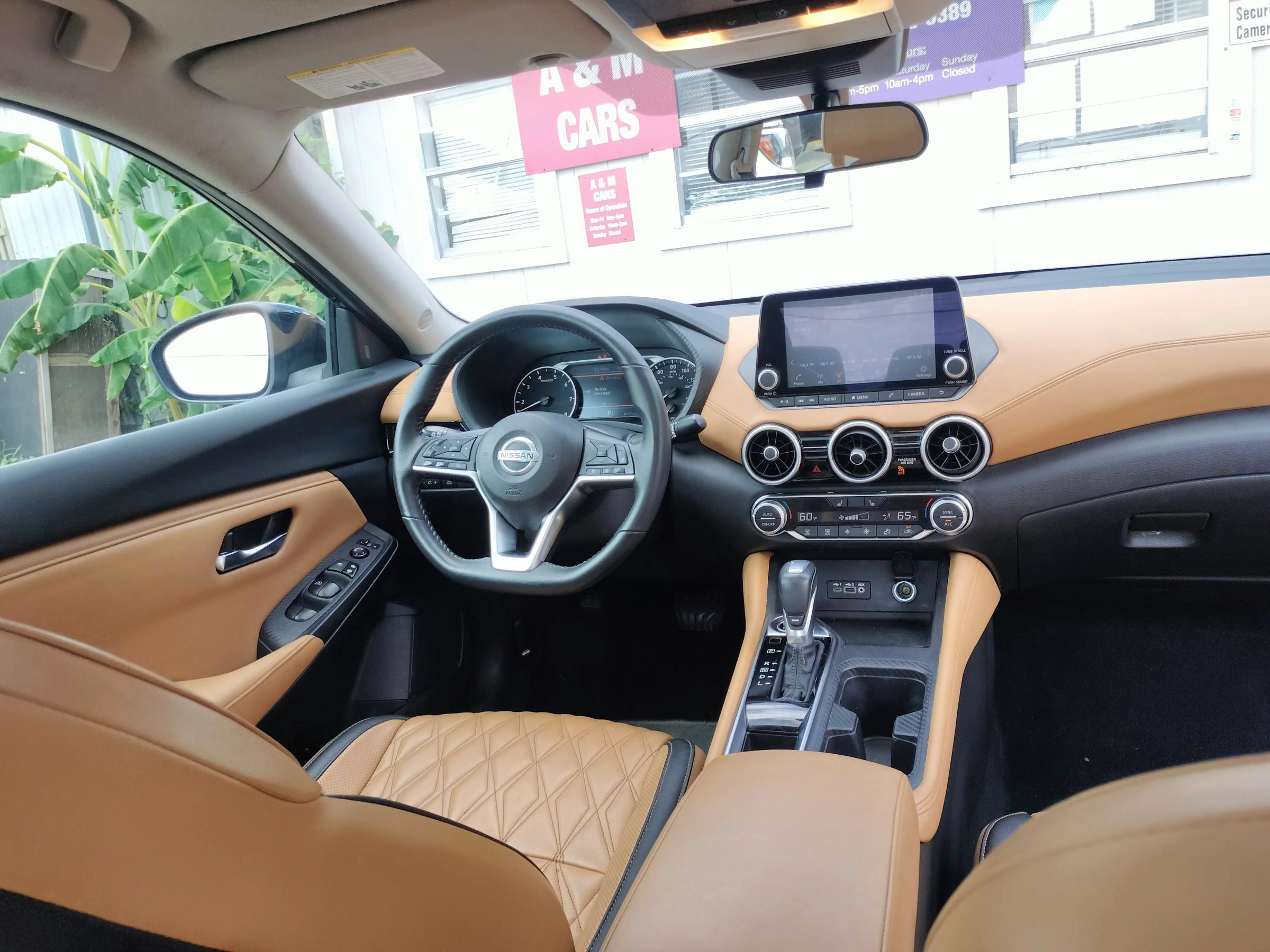 Used 2021 Nissan Sentra SV w/ SV Premium Package FWD image 5