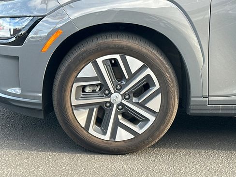 Certified 2022 Hyundai Kona SEL w/ Convenience Package image 41