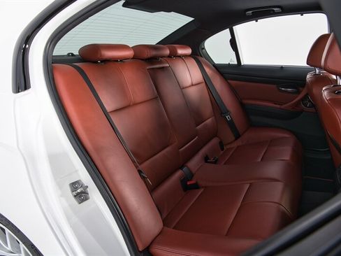 Used 2011 BMW M3 Sedan RWD image 45