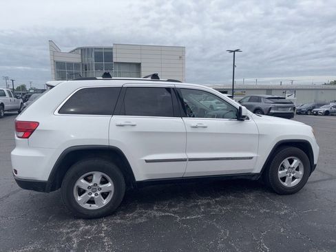 Used 2013 Jeep Grand Cherokee Laredo w/ Laredo E Group AWD/4WD image 7
