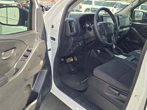 Used 2025 Nissan Frontier S w/ S Utility Package image 8