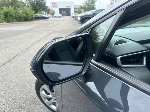 Used 2026 Toyota Corolla LE FWD image 15