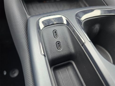 New 2026 Chevrolet Equinox EV RS image 34