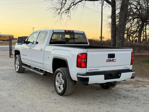 Used 2015 GMC Sierra 3500 Denali w/ Duramax Plus Package image 5