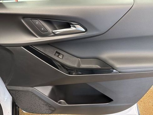 New 2026 Chevrolet Equinox LT AWD/4WD image 26