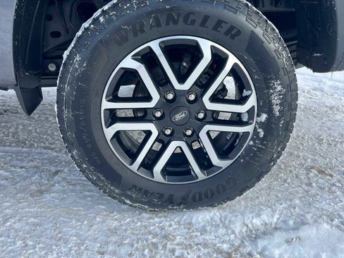 Used 2024 Ford Ranger Lariat w/ Trailer Tow Package image 40