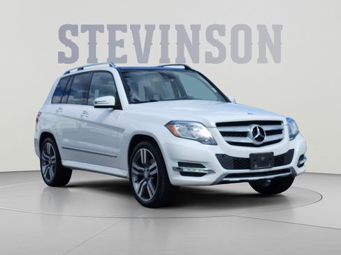 Used 2015 Mercedes-Benz GLK 350 4MATIC image 7