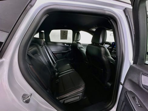 Used 2025 Ford Escape ST-Line FWD image 28
