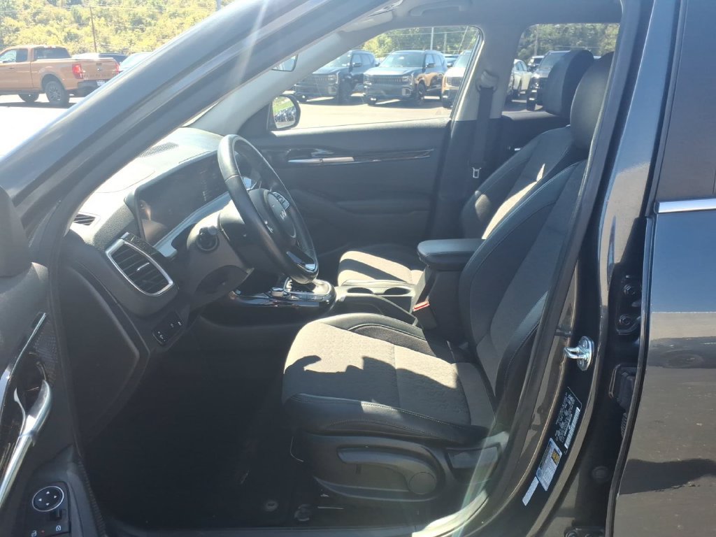 Used 2024 Kia Seltos S AWD/4WD image 11