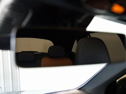 Used 2024 Mercedes-Benz GLC 43 AMG 4MATIC image 38