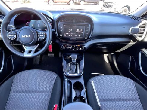 Used 2024 Kia Soul LX w/ Option Group 015 image 15