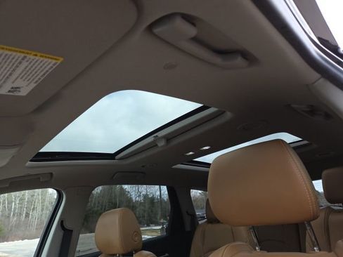 Used 2018 Buick Enclave Premium image 7