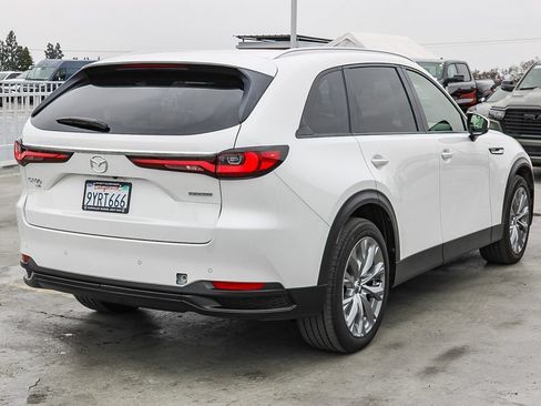 Used 2026 MAZDA CX-90 3.3 Turbo w/ Preferred Package AWD/4WD image 9
