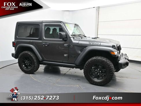 Used 2024 Jeep Wrangler Sport AWD/4WD image 18