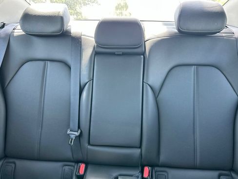 Used 2026 Genesis G70 2.5T RWD image 13