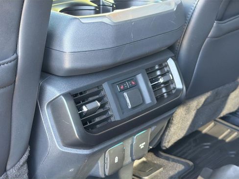 Used 2025 Ford F150 Raptor AWD/4WD image 26