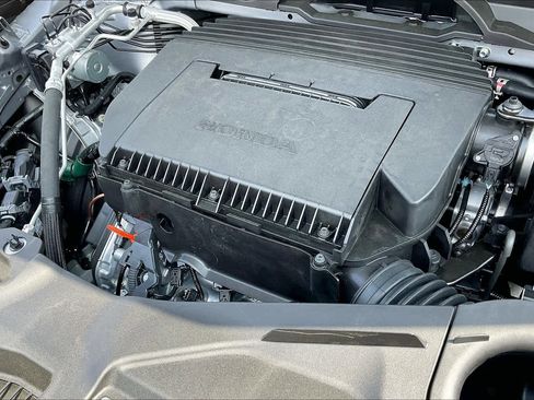 New 2025 Honda Pilot TrailSport image 17