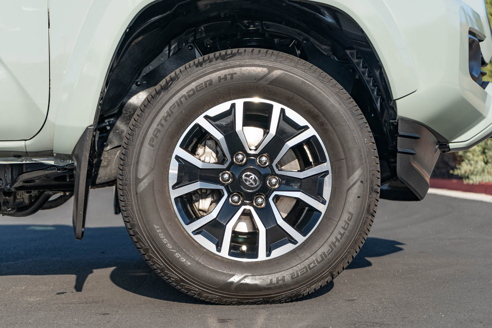 Certified 2023 Toyota Tacoma TRD Sport w/ Black Out Package (TMS) AWD/4WD image 13