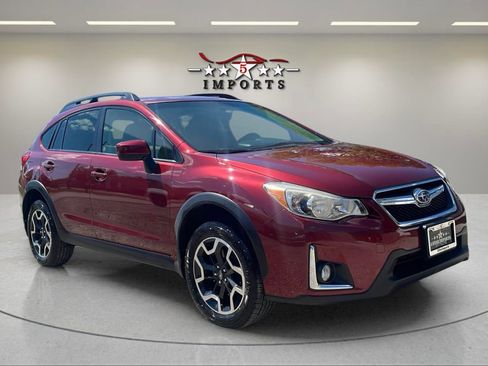 Used 2017 Subaru Crosstrek 2.0i Premium image 7