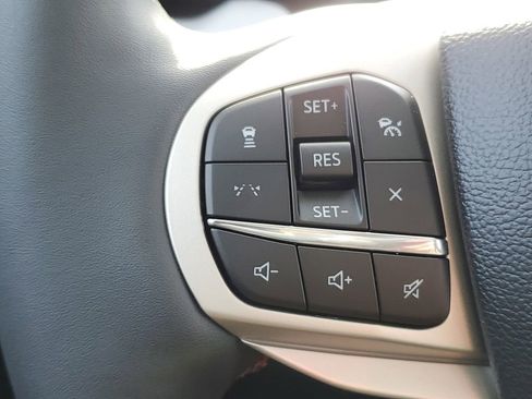 New 2026 Ford Explorer Active w/ Active Comfort Package image 13