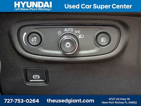 Used 2020 GMC Terrain Denali w/ Denali Premium Package FWD image 34
