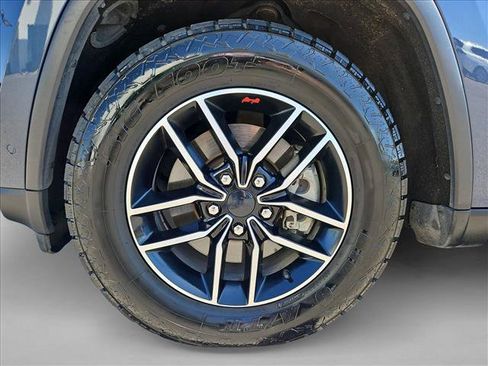 Used 2020 Jeep Grand Cherokee Trailhawk w/ Trailhawk Luxury Group AWD/4WD image 23