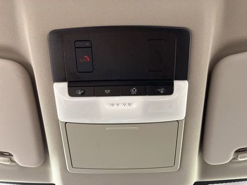 Used 2024 Nissan Rogue SV image 36