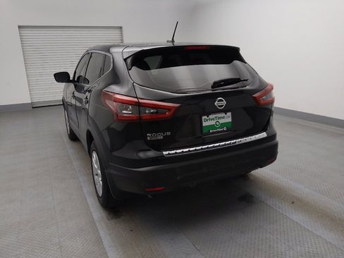 Used 2020 Nissan Rogue Sport S image 6