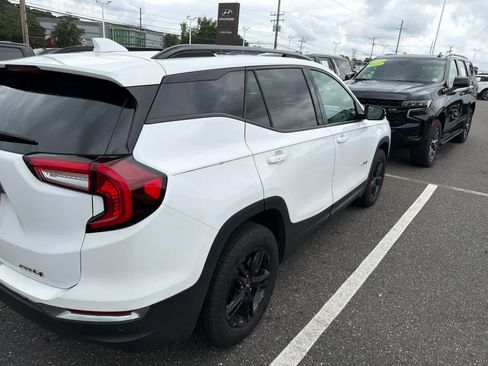 Certified 2024 GMC Terrain AT4 AWD/4WD image 3