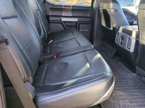 Used 2017 Ford F350 Lariat w/ Chrome Package image 20