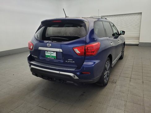 Used 2017 Nissan Pathfinder Platinum AWD/4WD image 7