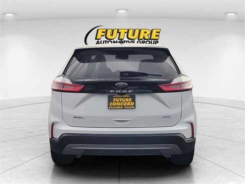 Used 2024 Ford Edge SEL image 7