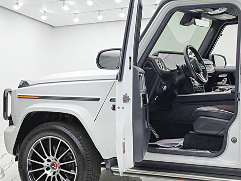 Used 2019 Mercedes-Benz G 550 image 6